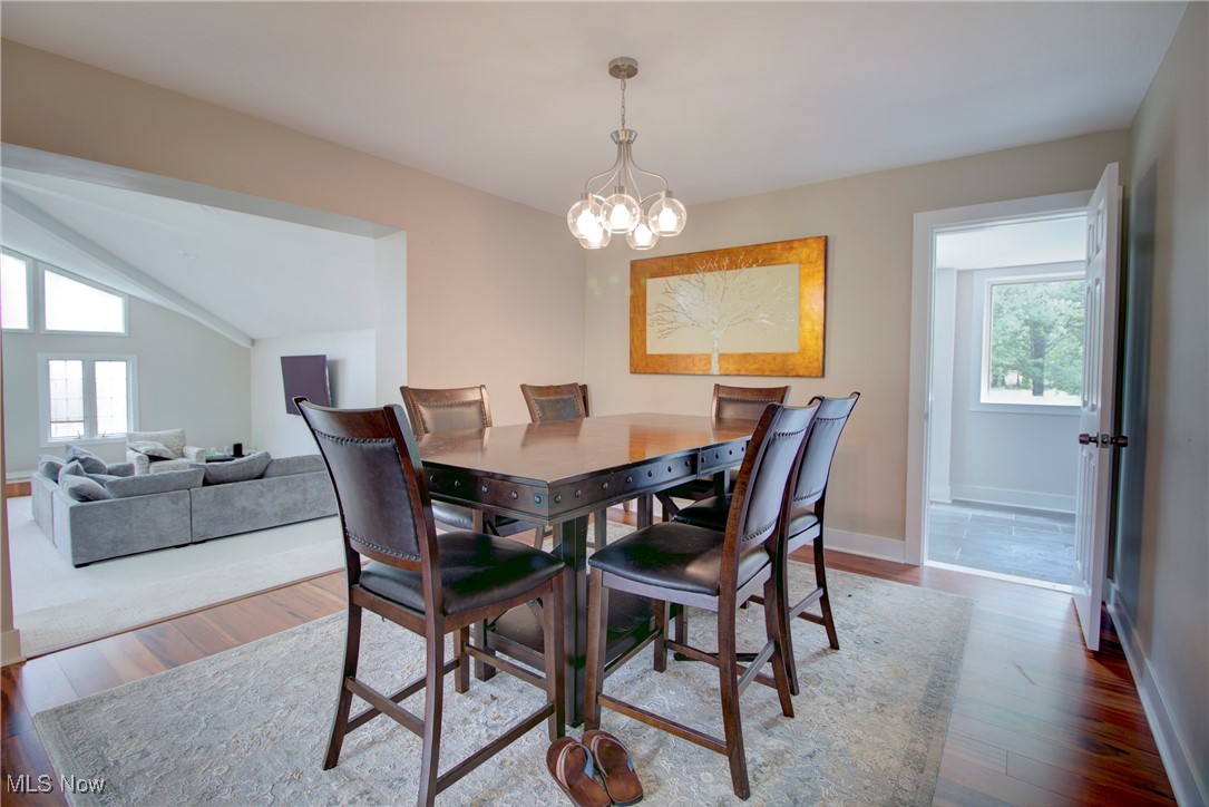 311 Hillside Road Independence, OH 44131 - Photo 12 of 46 Sitting room with vaulted ceiling with skylight and carpet floors