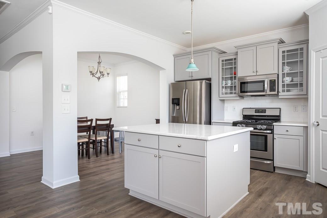 116 Red Robin Road Durham, NC 27703 - Photo 3 of 11 Gallery Image 3
