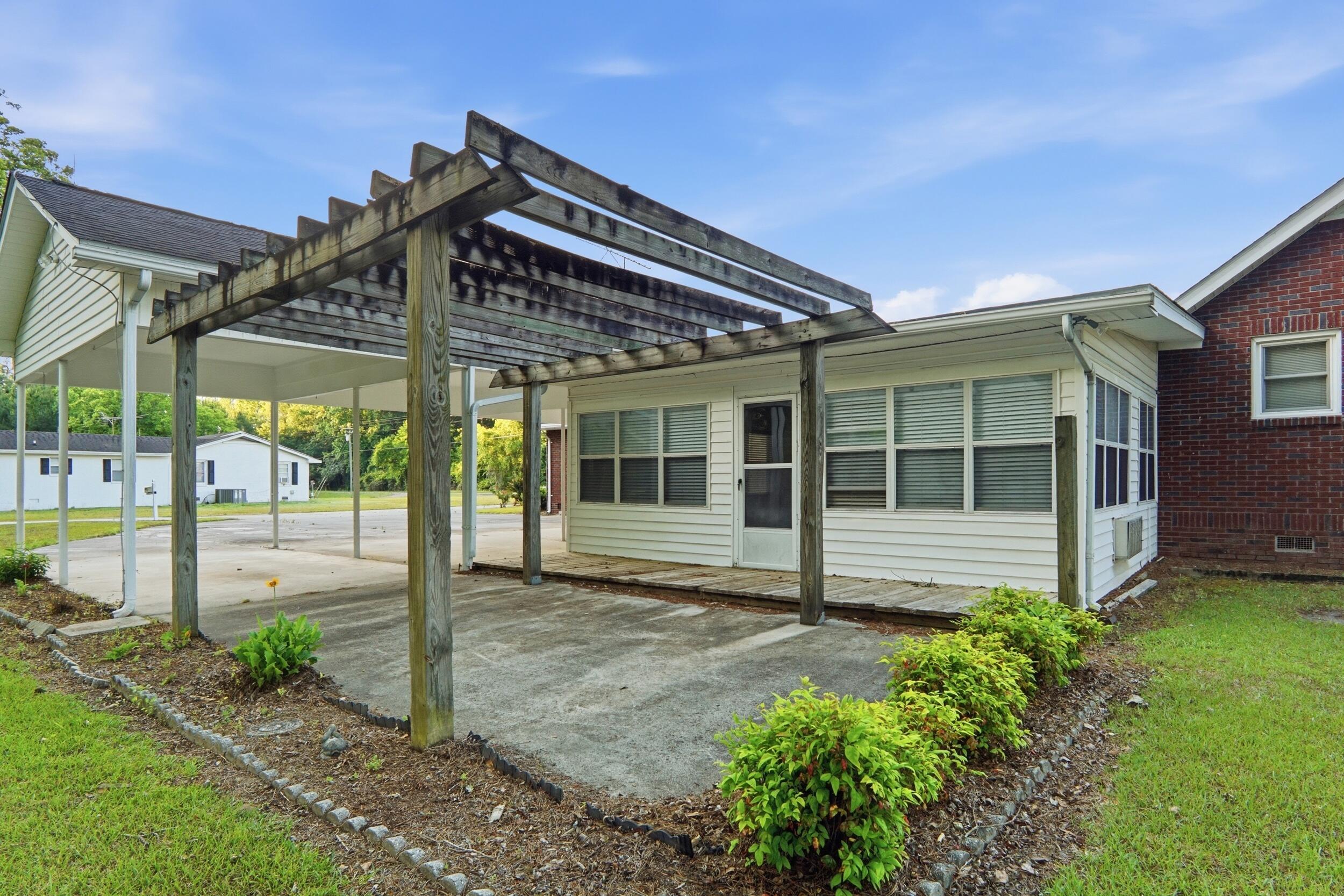 10163 Charleston Highway St. George, SC 29477 - Photo 9 of 30