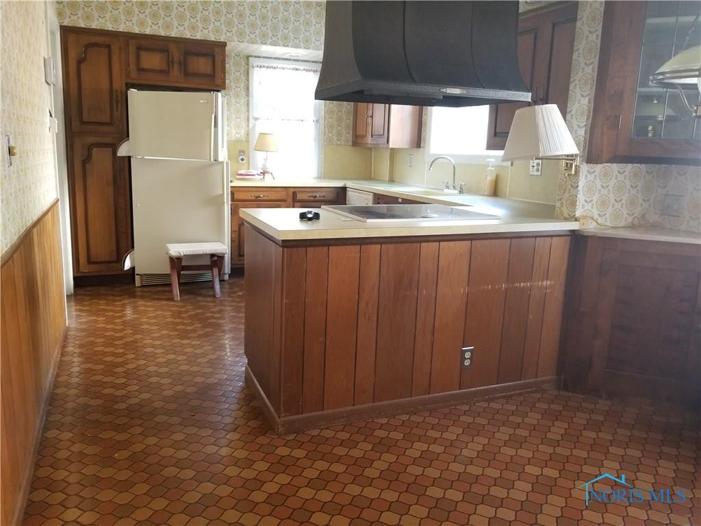 2313 Goddard Road Toledo, OH 43606 - Photo 8 of 27 Gallery Image 8