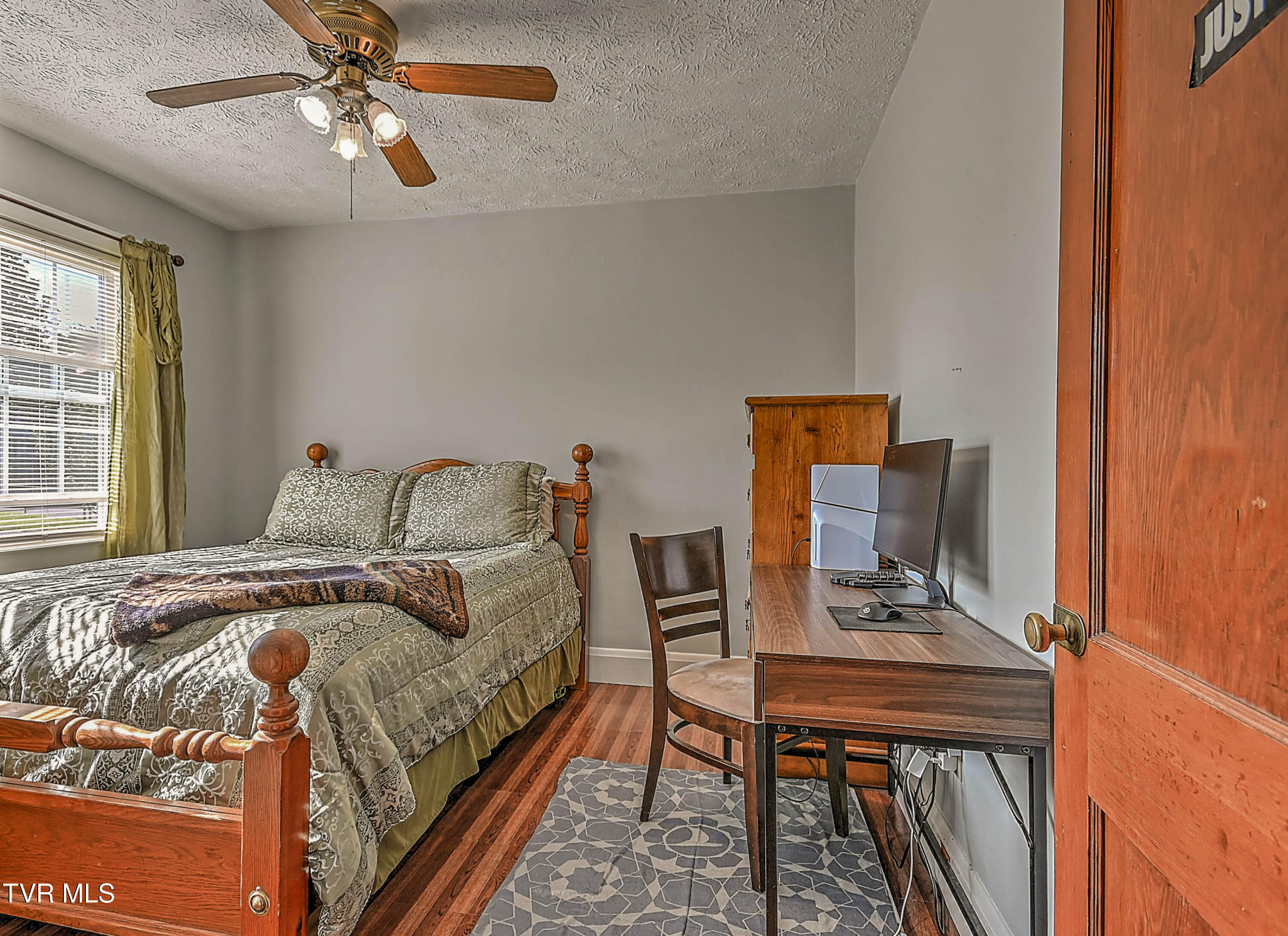 454 Douglas Street Bristol, VA 24201 - Photo 23 of 46 454 Douglas RE-26