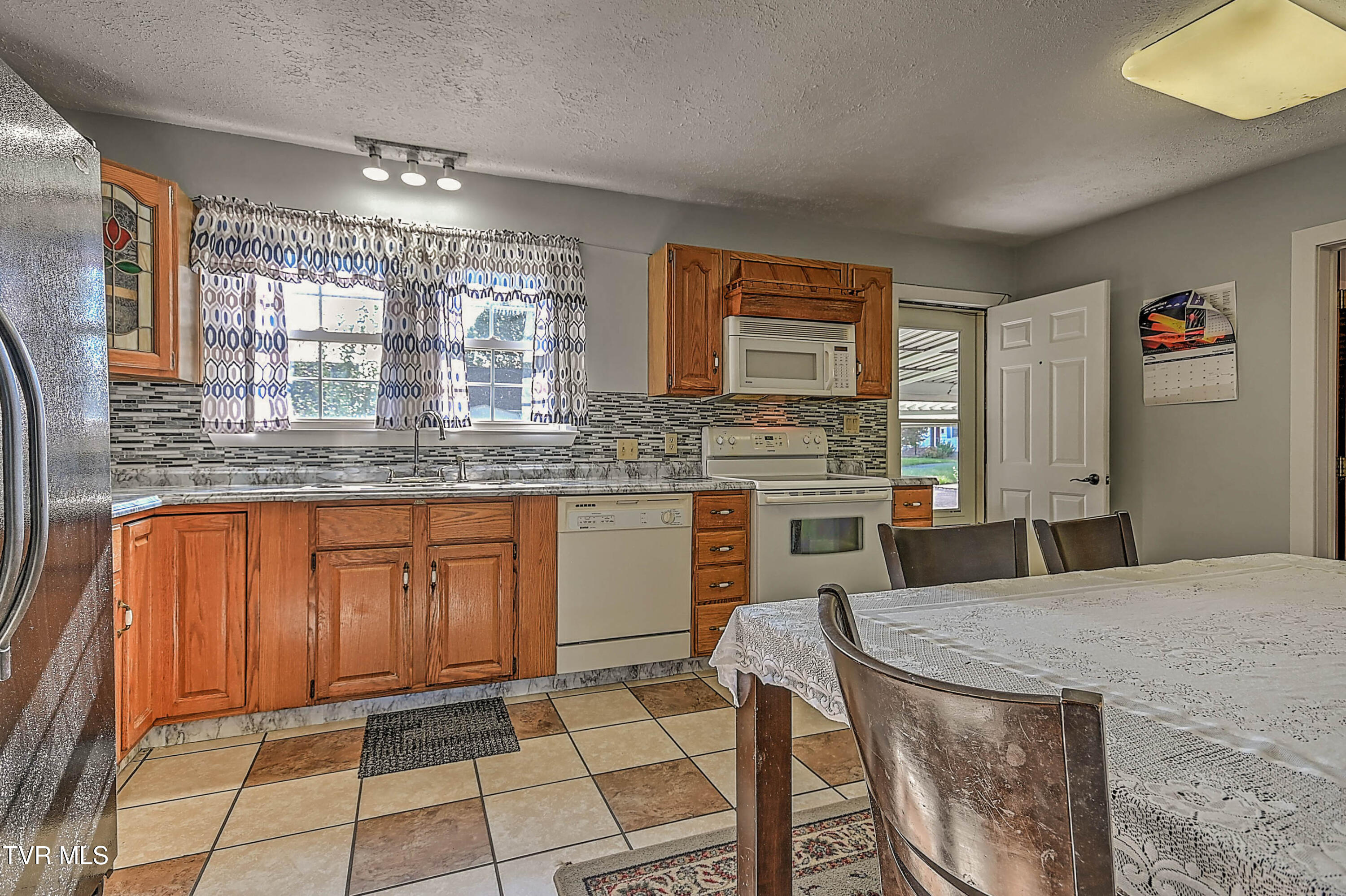 454 Douglas Street Bristol, VA 24201 - Photo 26 of 46 454 Douglas RE-29