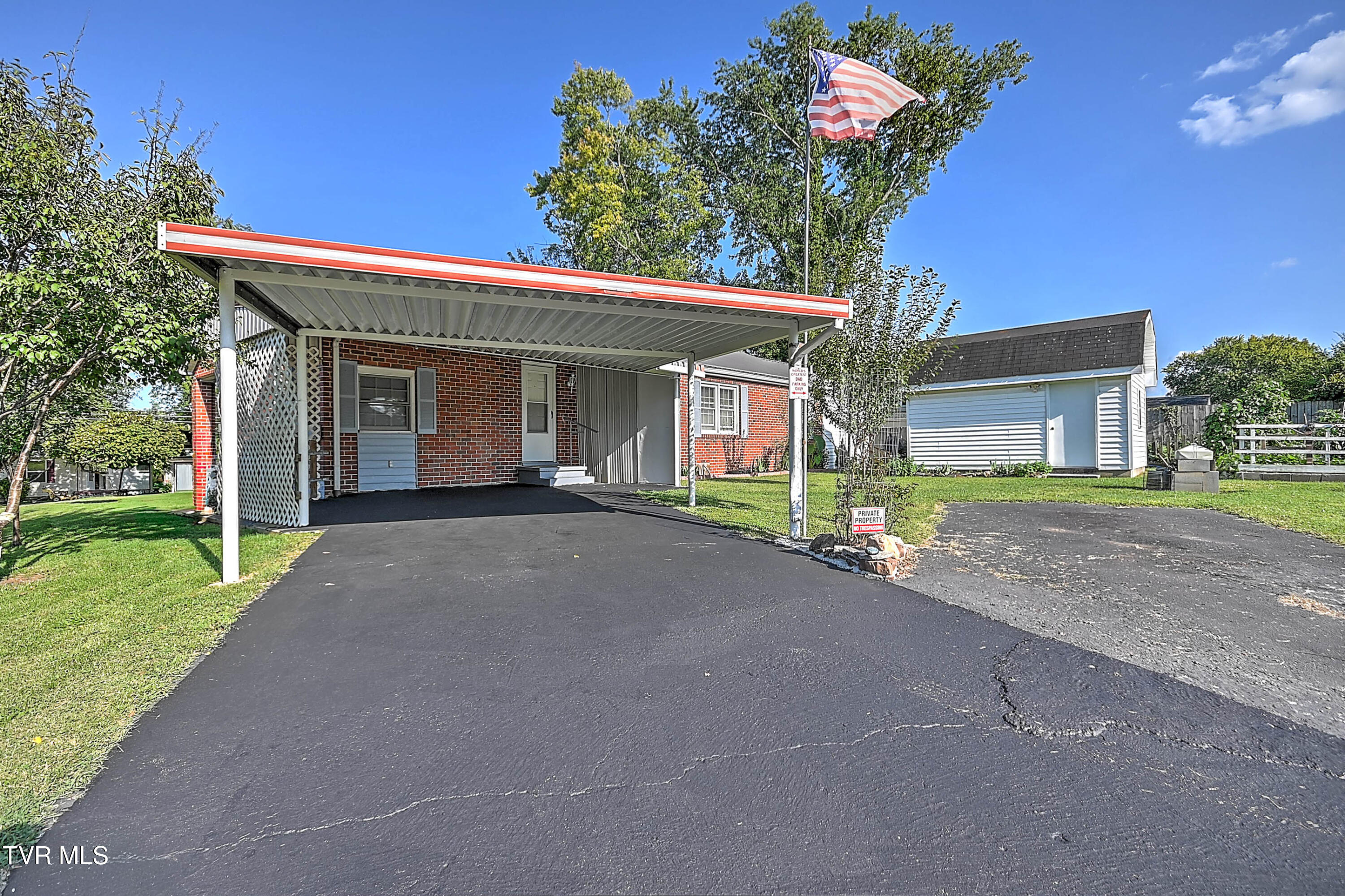 454 Douglas Street Bristol, VA 24201 - Photo 45 of 46 454 Douglas RE-48