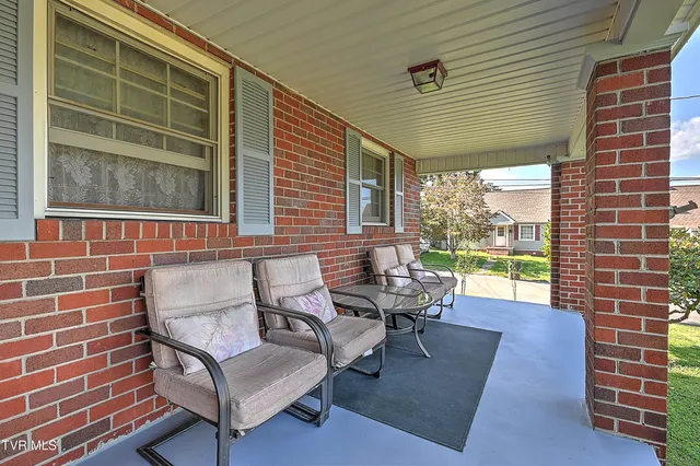 $229,000 | 454 Douglas Street, Bristol, VA 24201