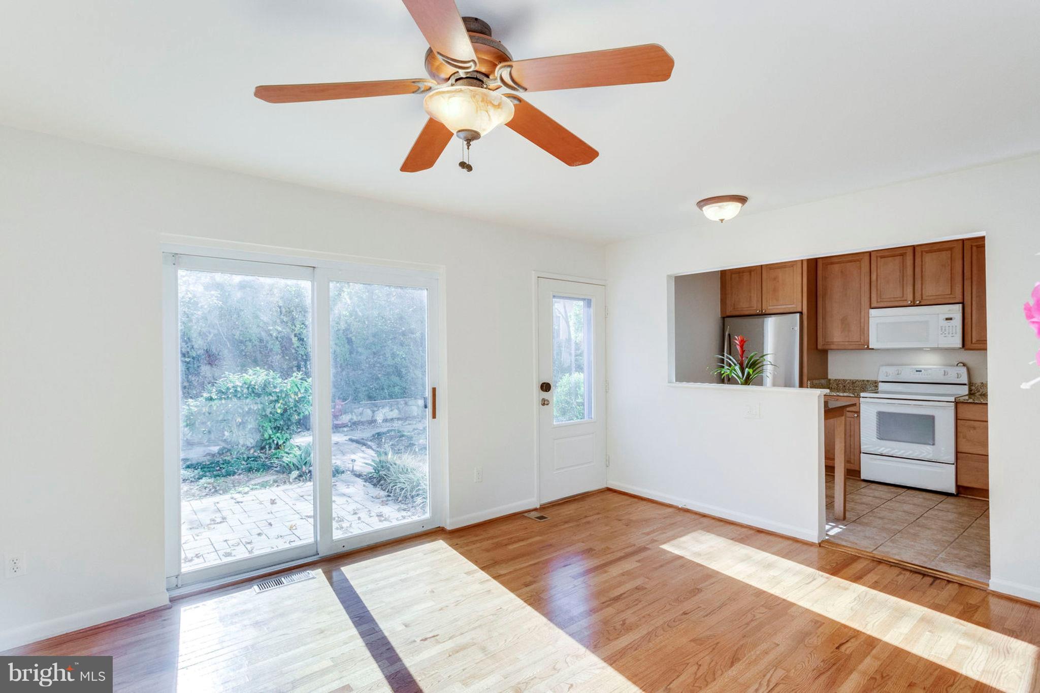 1662 Wainwright Drive Reston, VA 20190 - Photo 6 of 46 Dining Room