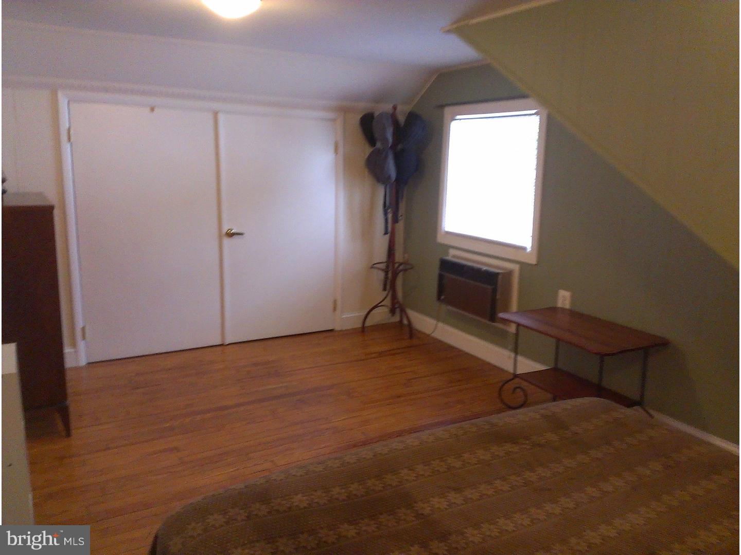 9809 Woodfern Road Philadelphia, PA 19115 - Photo 16 of 25