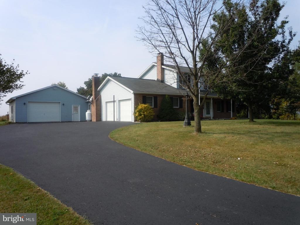 131 Sherks Church Road Grantville, PA 17028 - Photo 3 of 32 Gallery Image 3