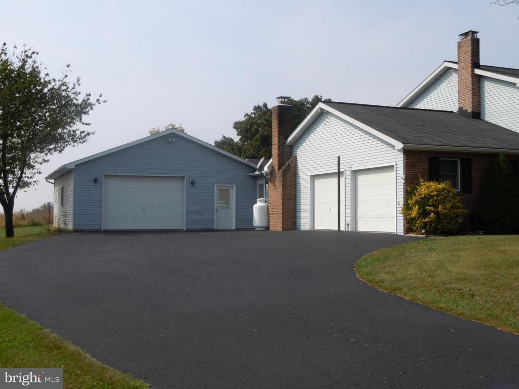 131 Sherks Church Road Grantville, PA 17028 - Photo 4 of 32 Gallery Image 4