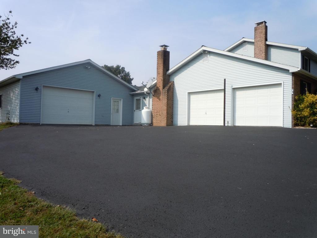 131 Sherks Church Road Grantville, PA 17028 - Photo 5 of 32 Gallery Image 5