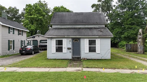 $105,000 | 205 Pokagon Street, Dowagiac, MI 49047