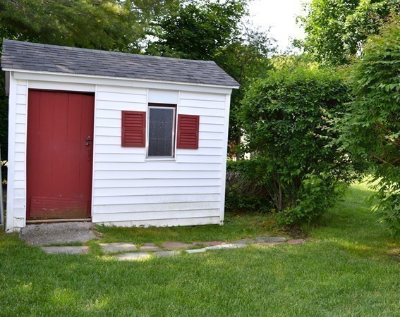 14 Manomet Road Woburn, MA 01801 - Photo 24 of 29