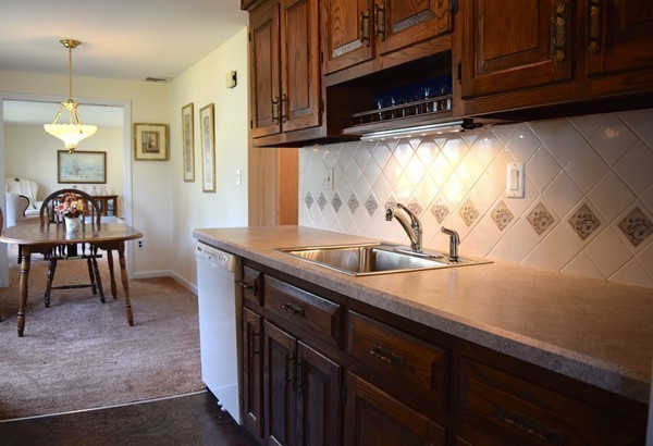 14 Manomet Road Woburn, MA 01801 - Photo 9 of 29