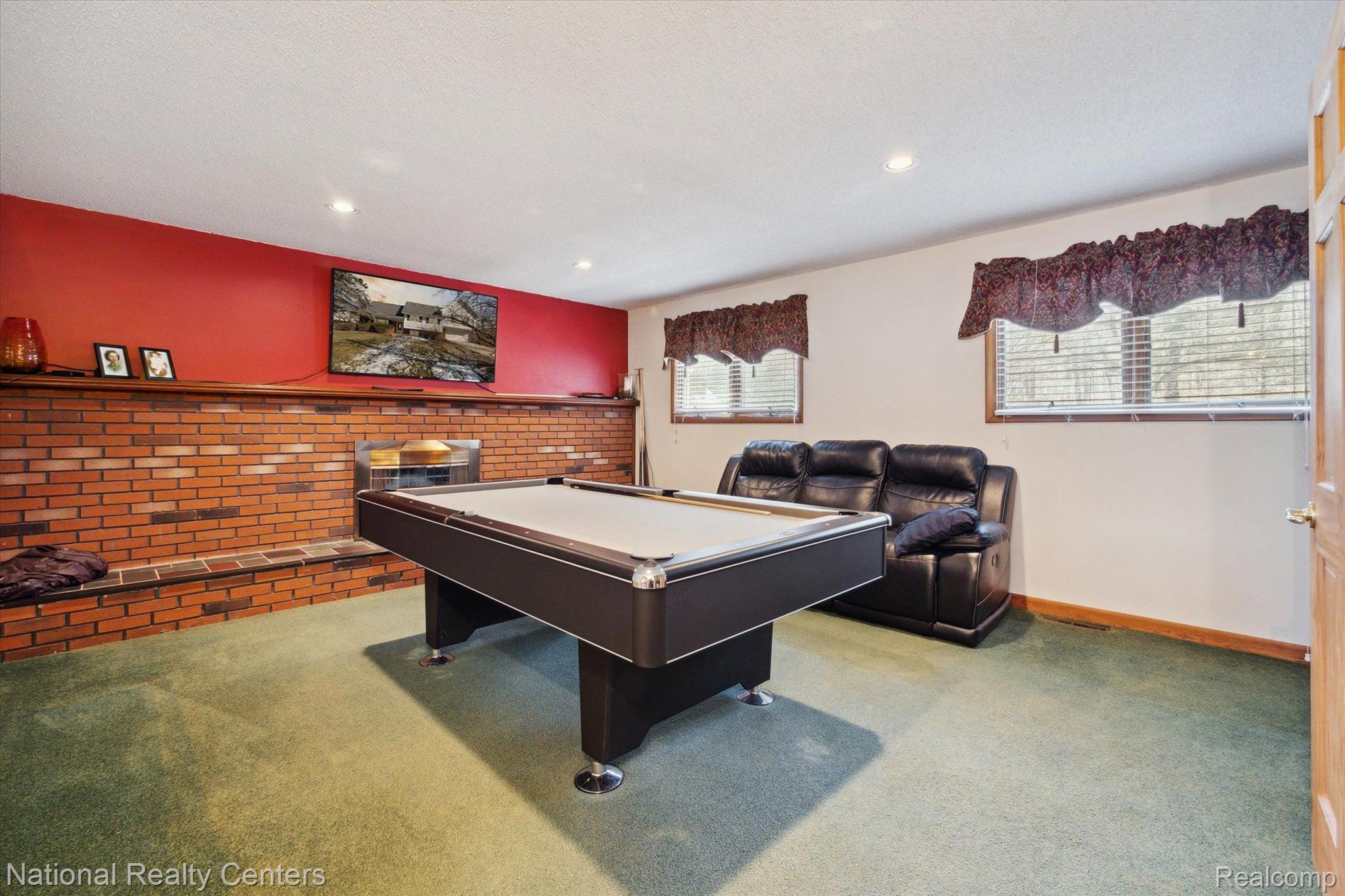 5786 Edgar Road Clarkston, MI 48346 - Photo 36 of 49 Gallery Image 36