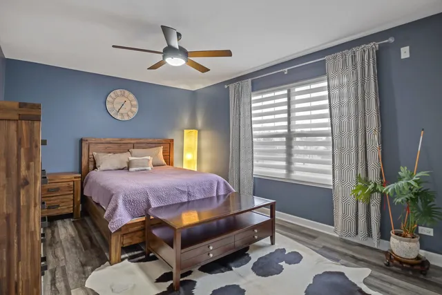 $258,000 | 2332 Flagstone Lane, Carpentersville, IL 60110