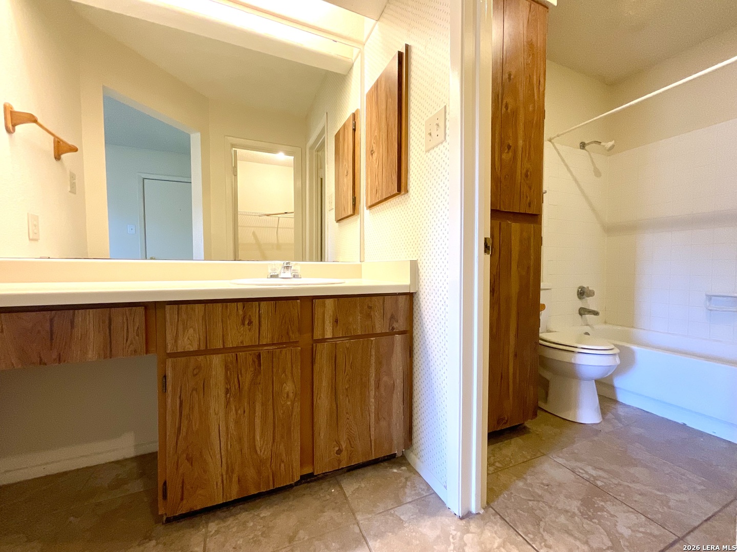14343 Judson Road, Unit 407 San Antonio, TX 78233 - Photo 18 of 25
