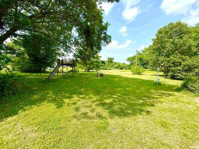 $85,900 | 401 South 7th Street, Herrin, IL 62948