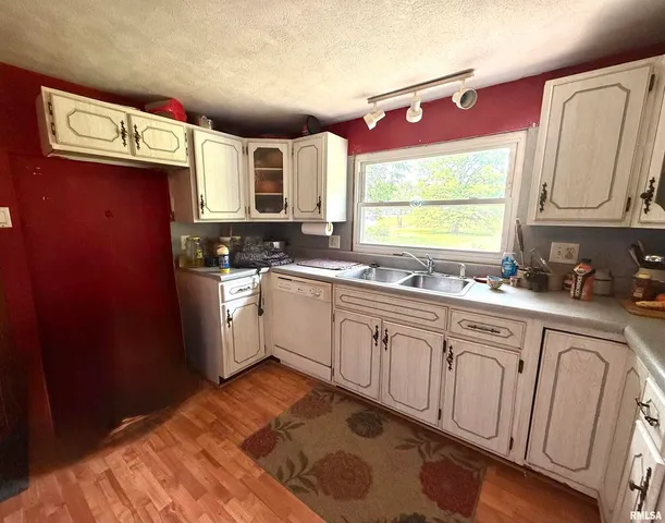 $85,900 | 401 South 7th Street, Herrin, IL 62948