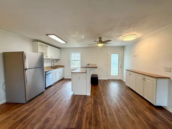 $1,200 | 1026 Mission Acres Road, Unit B, Pleasant View, TN 37146