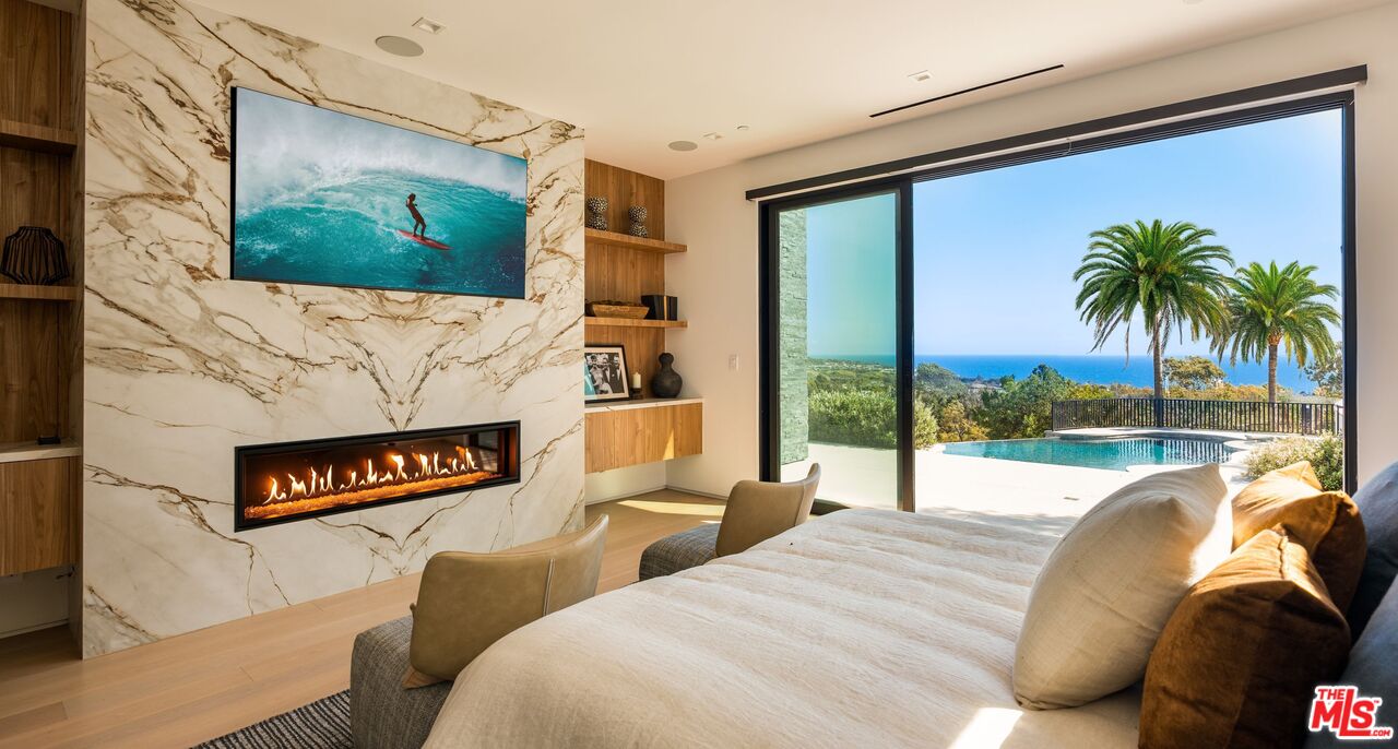 29800 Cuthbert Road Malibu, CA 90265 - Photo 10 of 24 Gallery Image 10