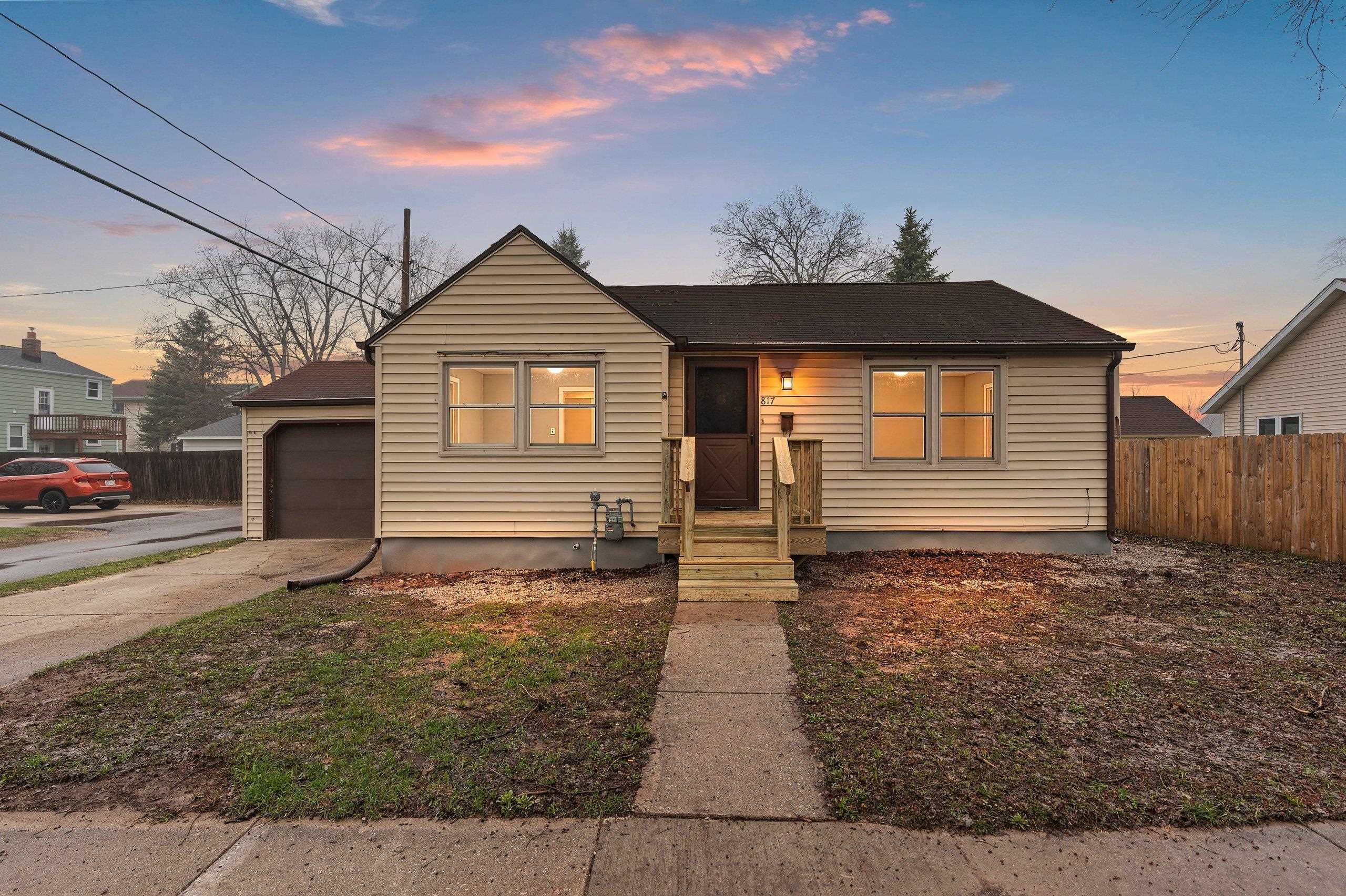 817 Chicago Street De Pere, WI 54115 - Photo 1 of 1
