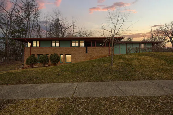 $365,000 | 330 5th Avenue Southwest, Faribault, MN 55021