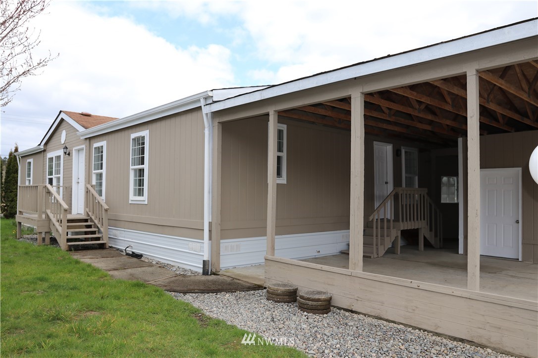 109 Halliday Road, Unit 3 Centralia, WA 98531 - Photo 1 of 25 Gallery Image 1