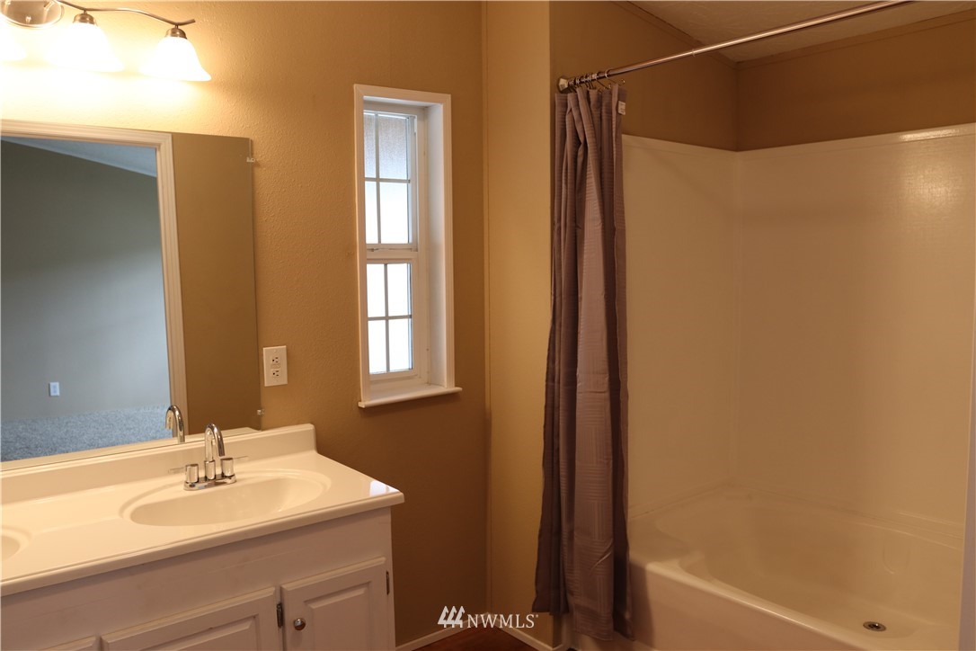 109 Halliday Road, Unit 3 Centralia, WA 98531 - Photo 14 of 25 Gallery Image 14