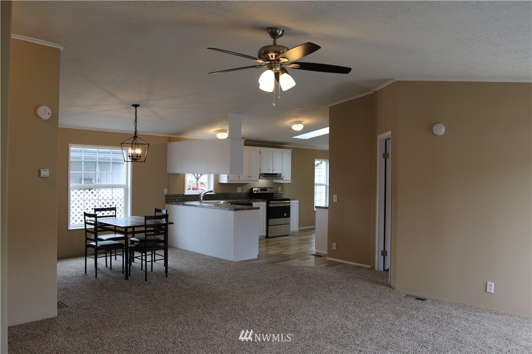 109 Halliday Road, Unit 3 Centralia, WA 98531 - Photo 8 of 25 Gallery Image 8