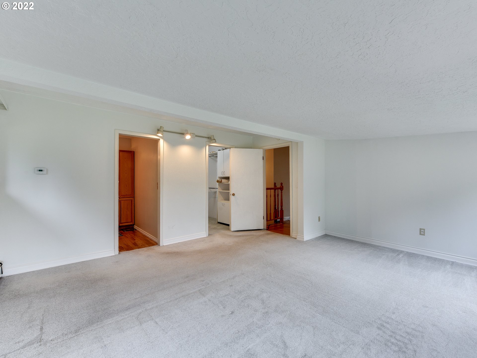 43940 East Larch Mountain Road Corbett, OR 97019 - Photo 11 of 21 Gallery Image 11