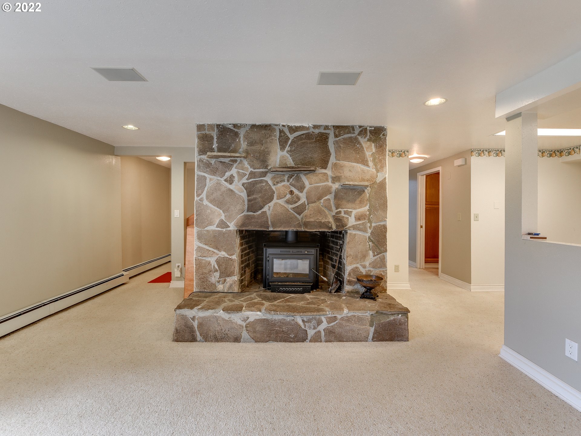 43940 East Larch Mountain Road Corbett, OR 97019 - Photo 15 of 21 Gallery Image 15