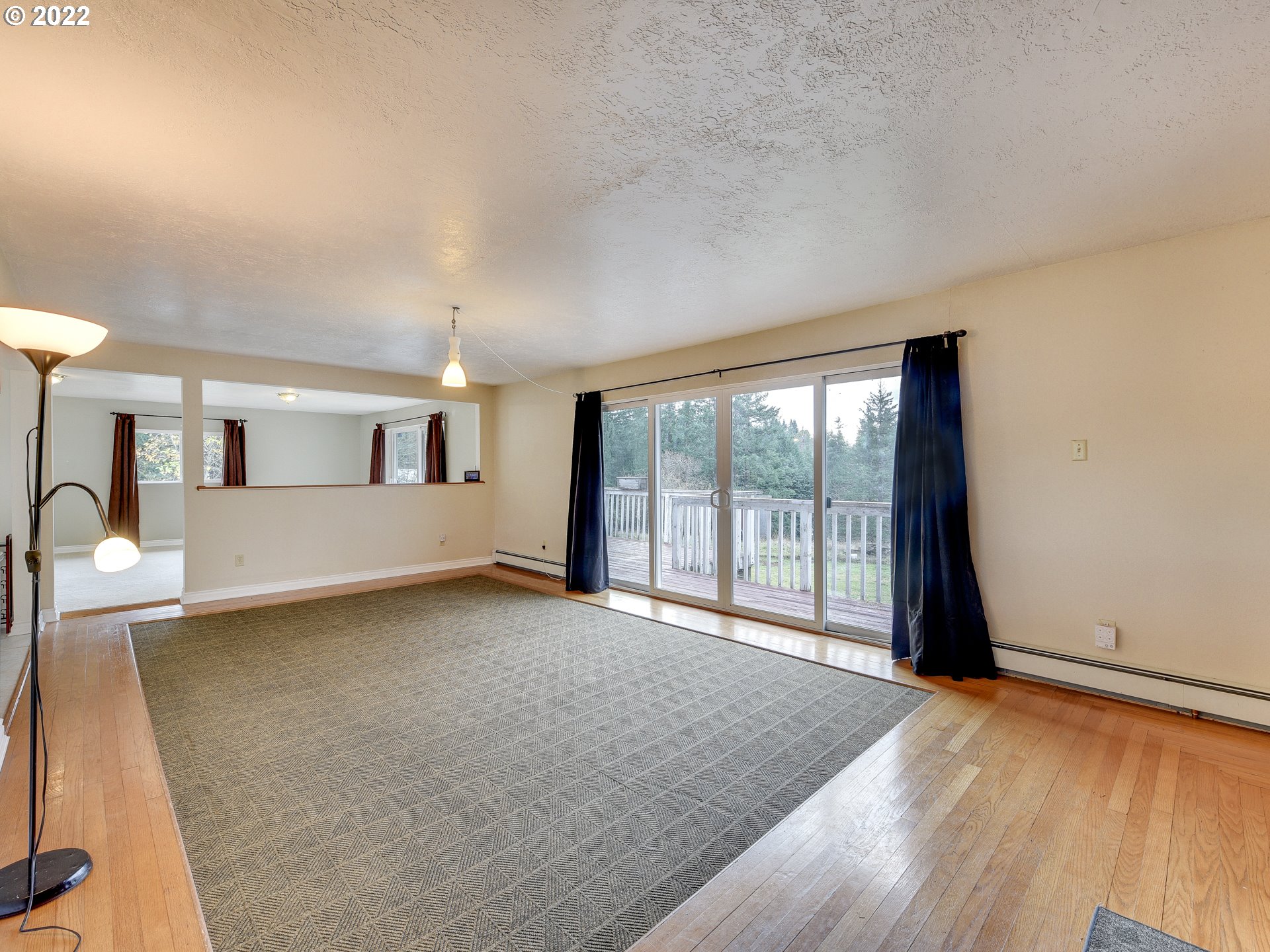 43940 East Larch Mountain Road Corbett, OR 97019 - Photo 2 of 21 Gallery Image 2