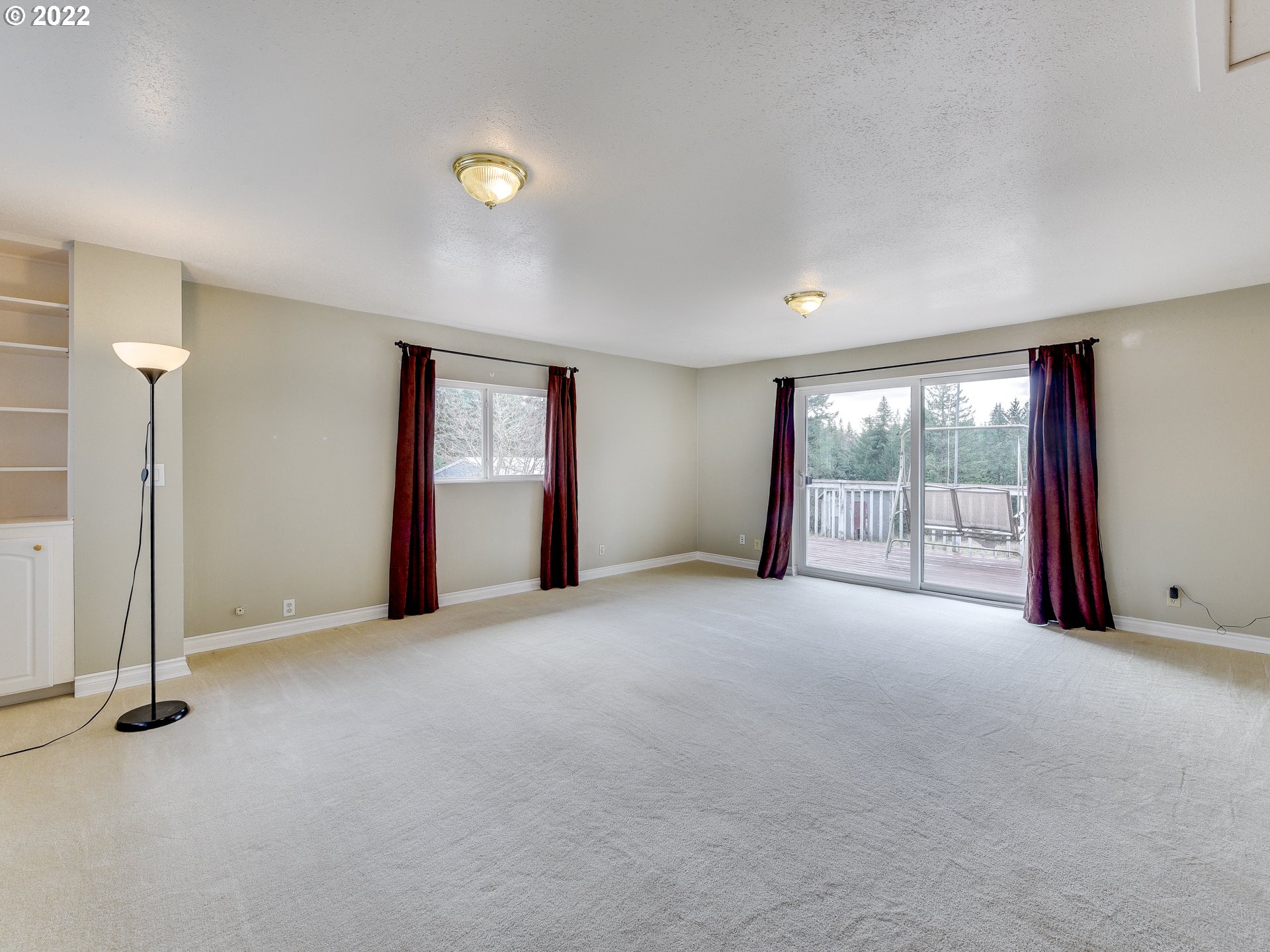 43940 East Larch Mountain Road Corbett, OR 97019 - Photo 9 of 21 Gallery Image 9