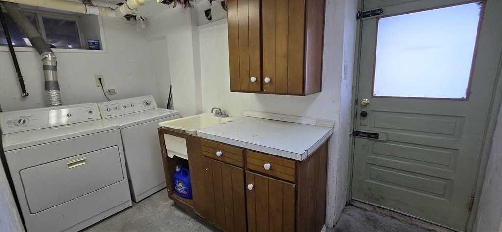 162 June Street Worcester, MA 01602 - Photo 26 of 41 Gallery Image 26