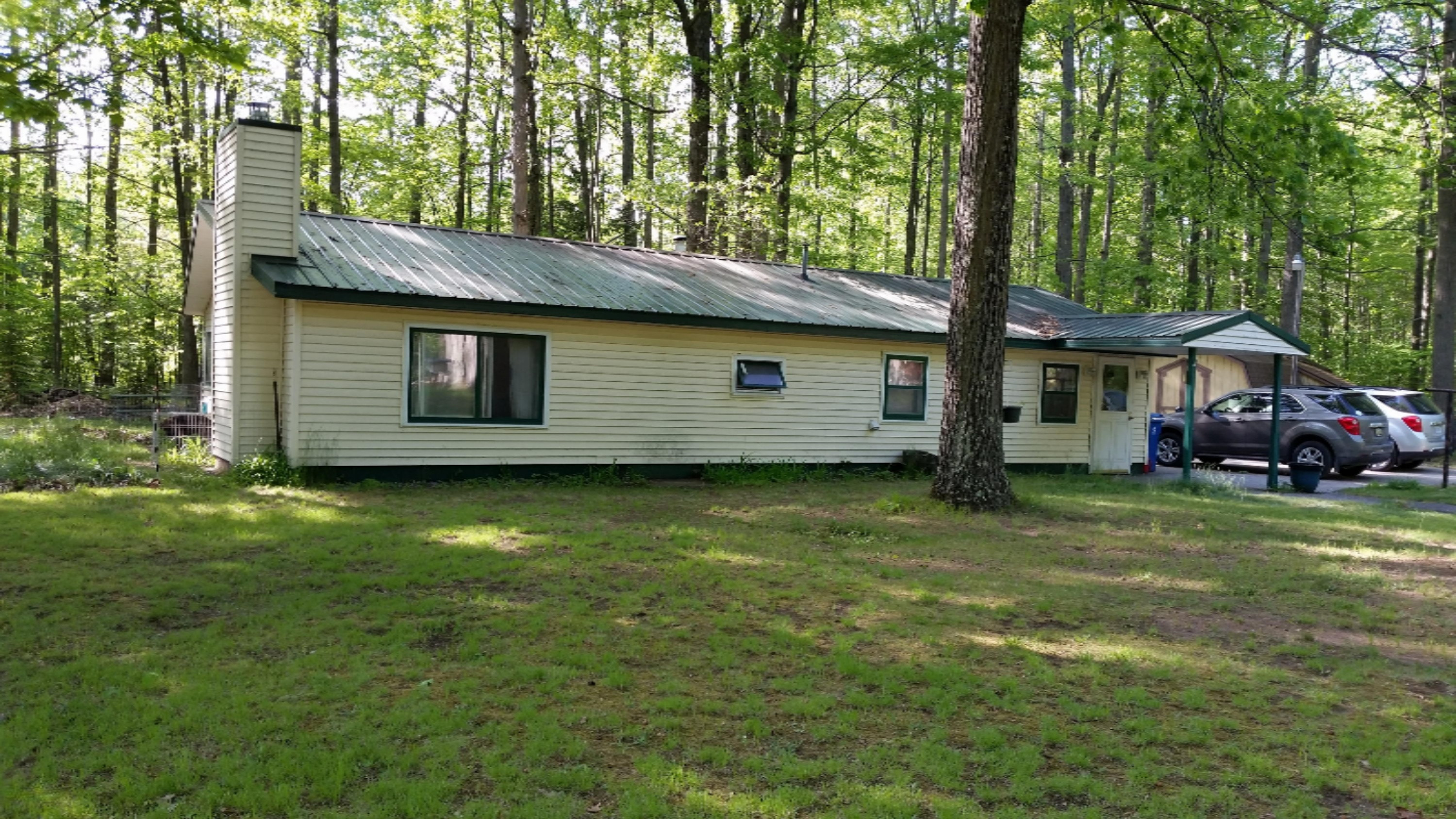 6534 East Borowski Road Fountain, MI 49410 - Photo 1 of 25 20160526_180203