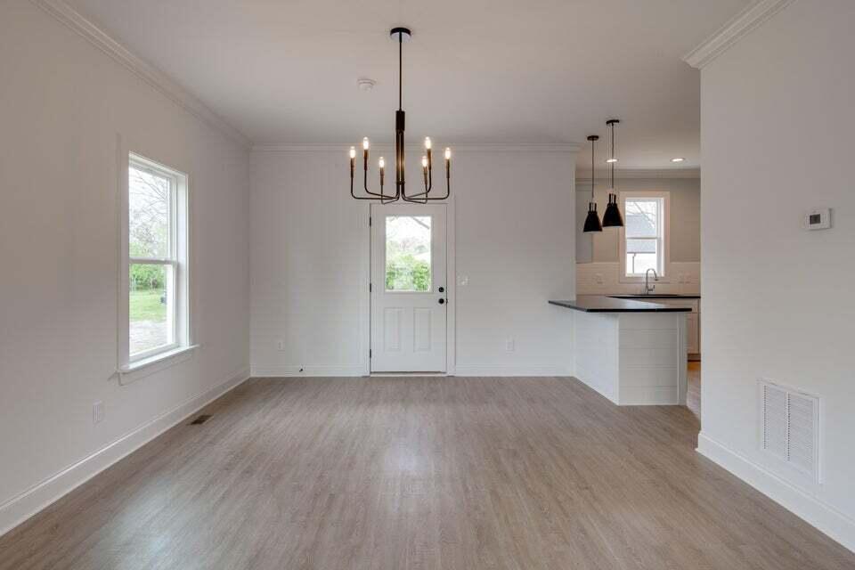 1603 Barry Road Chattanooga, TN 37412 - Photo 6 of 20 20210409132640035661000000-o