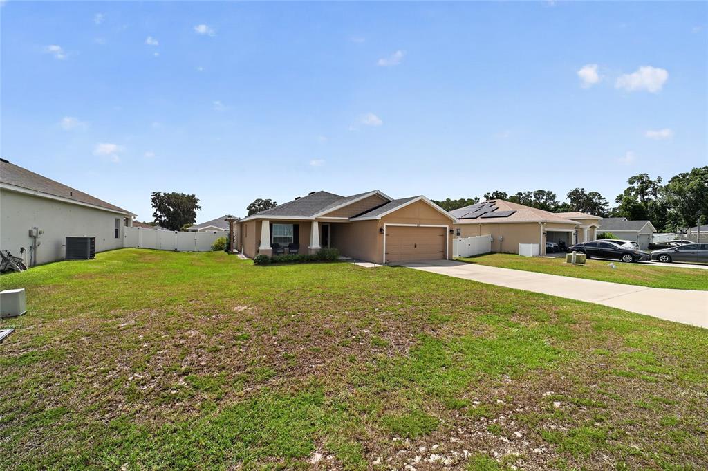 8970 Southeast 49th Court Road Ocala, FL 34480 - Photo 16 of 72