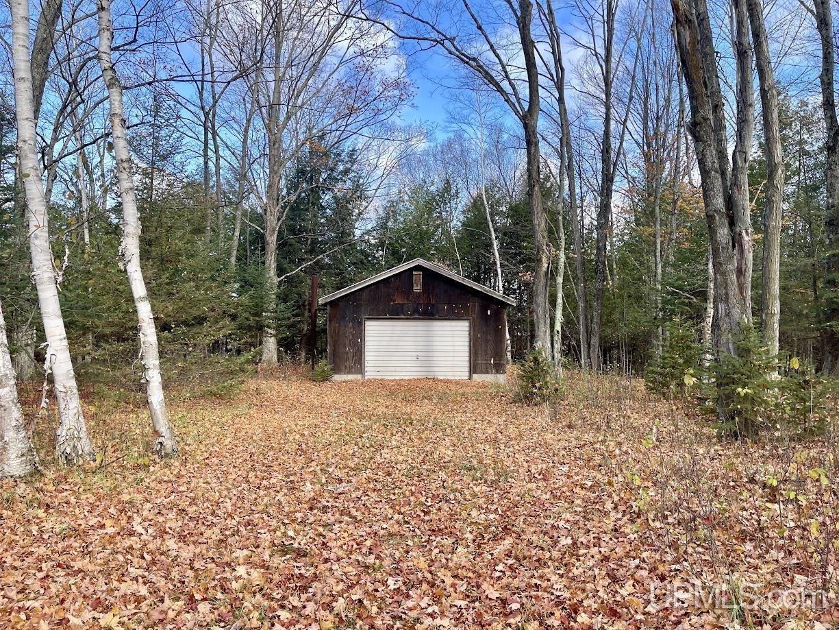 8306 M.5 Road Gladstone, MI 49837 - Photo 21 of 24