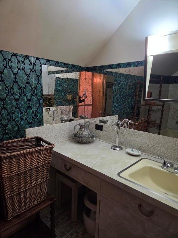 4503 Carstens Lake Road Newton, WI 54220 - Photo 17 of 50 Upper Bathroom