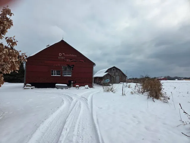 $770,000 | 4503 Carstens Lake Road, Newton, WI 54220