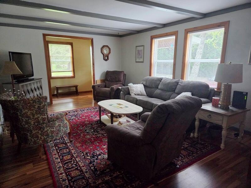 4503 Carstens Lake Road Newton, WI 54220 - Photo 4 of 50 Living Room