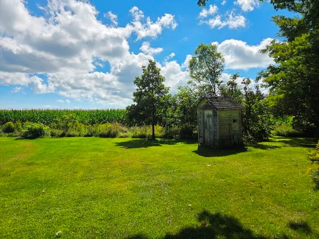 $770,000 | 4503 Carstens Lake Road, Newton, WI 54220