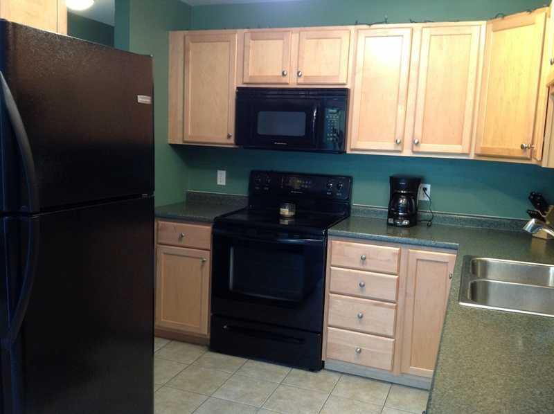 9 Cascade Road, Unit 1A Old Orchard Beach, ME 04064 - Photo 10 of 21 Kitchen.