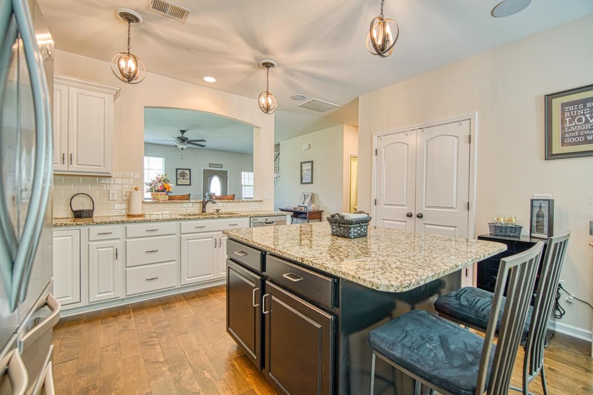 215 Castleton Circle Boiling Springs, SC 29316 - Photo 11 of 36