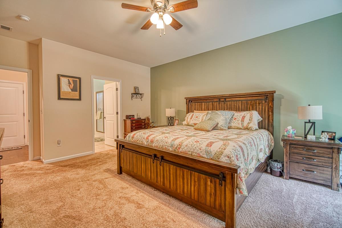 215 Castleton Circle Boiling Springs, SC 29316 - Photo 16 of 36
