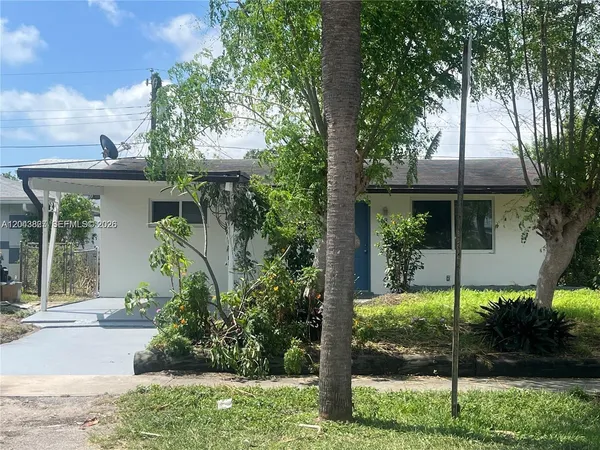 $2,150 | 753 Southwest 3rd Street, Dania Beach, FL 33004