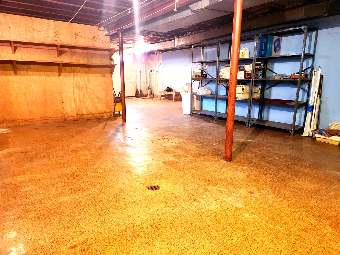 1095 South Prospect Avenue Elmhurst, IL 60126 - Photo 36 of 54 a view of a storage & utility room