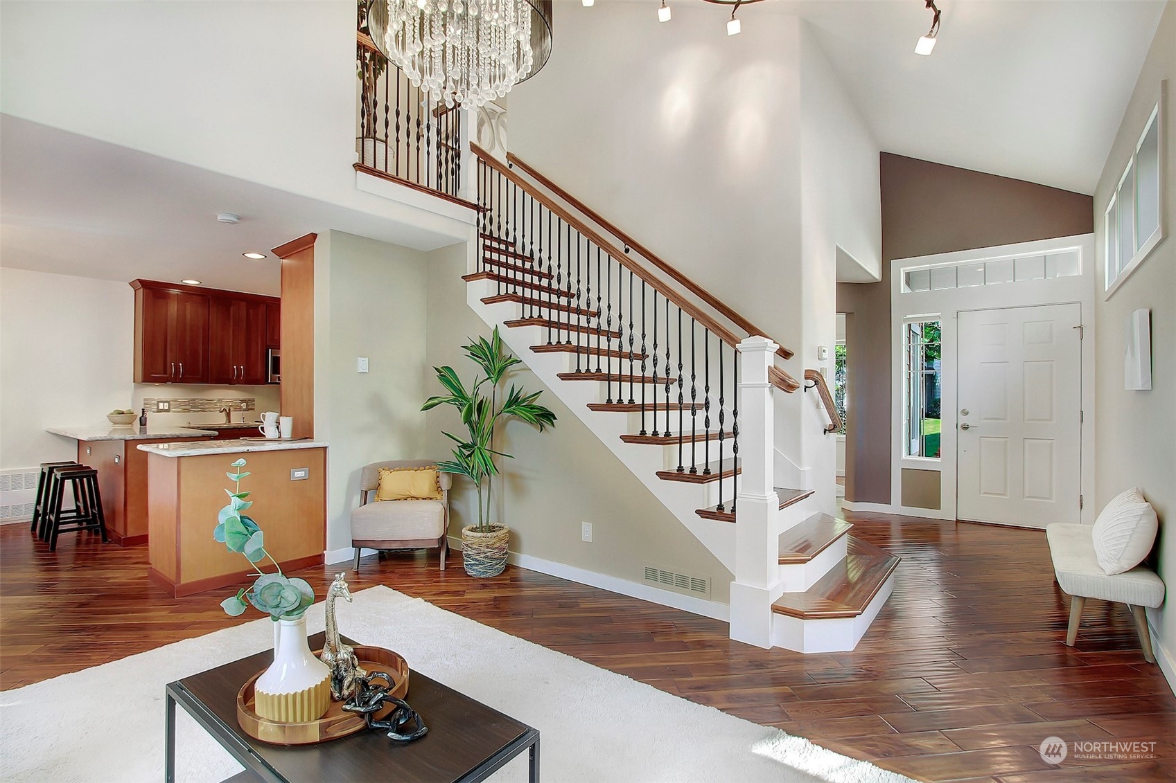 530 Elma Place Northeast Renton, WA 98059 - Photo 4 of 32 a living room with furniture and a wooden floor