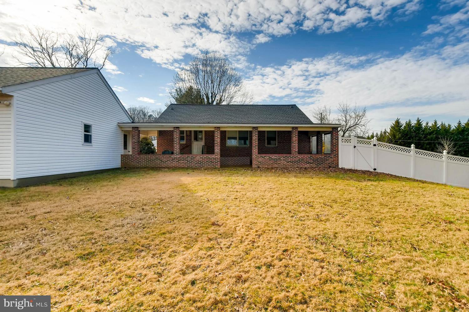 10403 Vincent Road White Marsh, MD 21162 - Photo 25 of 27 Exterior (Rear)