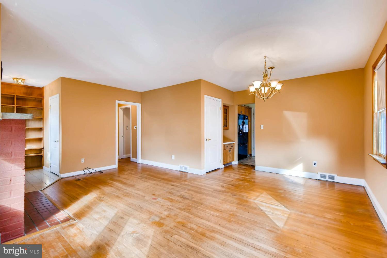 10403 Vincent Road White Marsh, MD 21162 - Photo 5 of 27 Dining Room w/ hardwood floors
