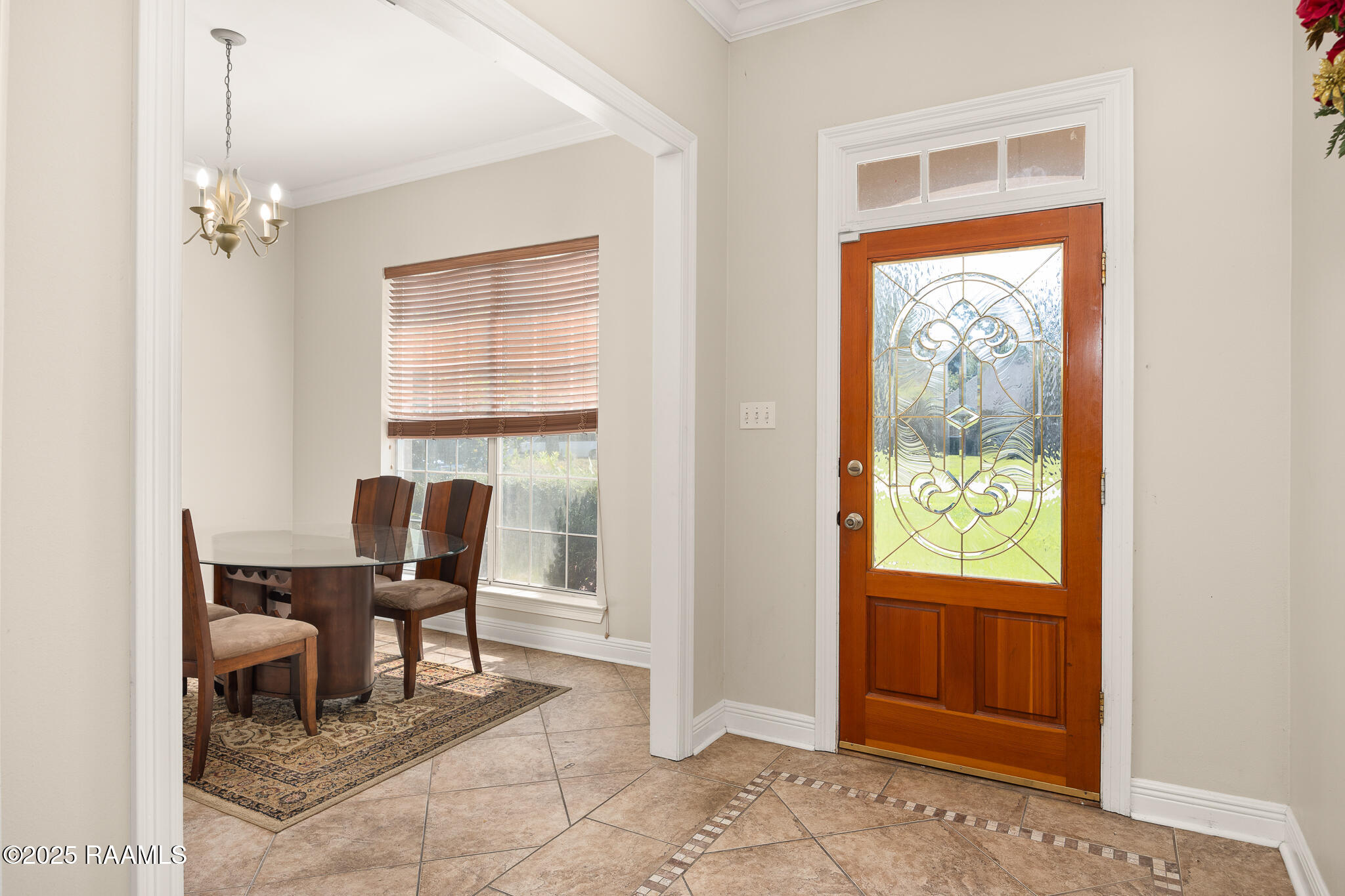 550 Buttonwillow Court Mandeville, LA 70448 - Photo 4 of 19 550ButtonwillowCourtMLS-11